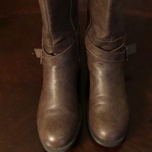 Kenneth Cole Boots